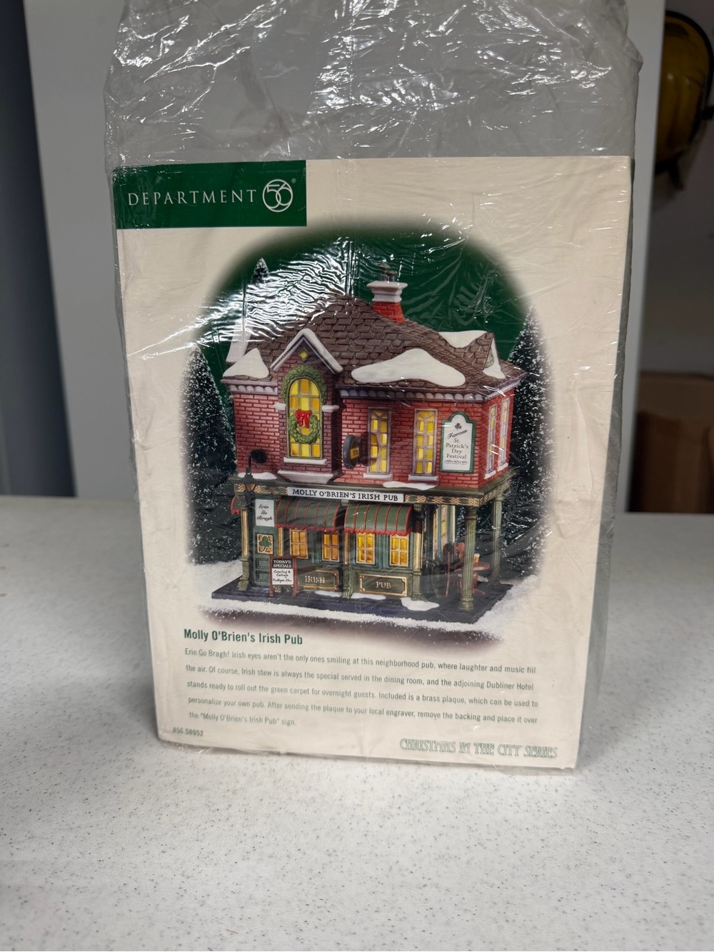 Dept 56 Molly O'Brien's Irish Pub #58952 Christmas in the City NEW IN BOX